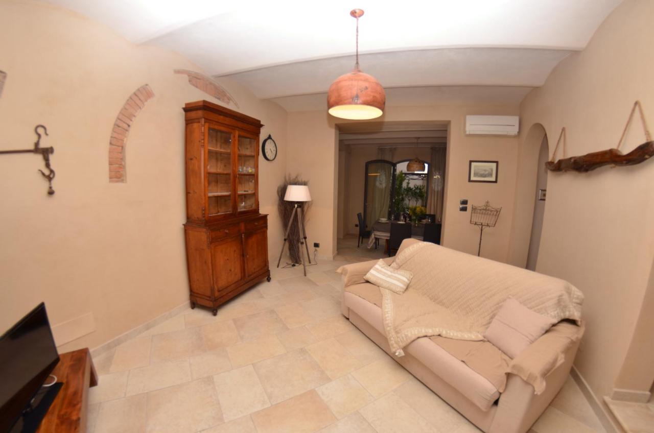 Al Colle Di Lari Villa Exterior photo